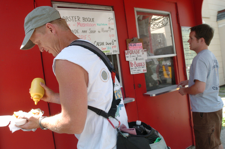 Le Dog hotdog stand Perkins.JPG